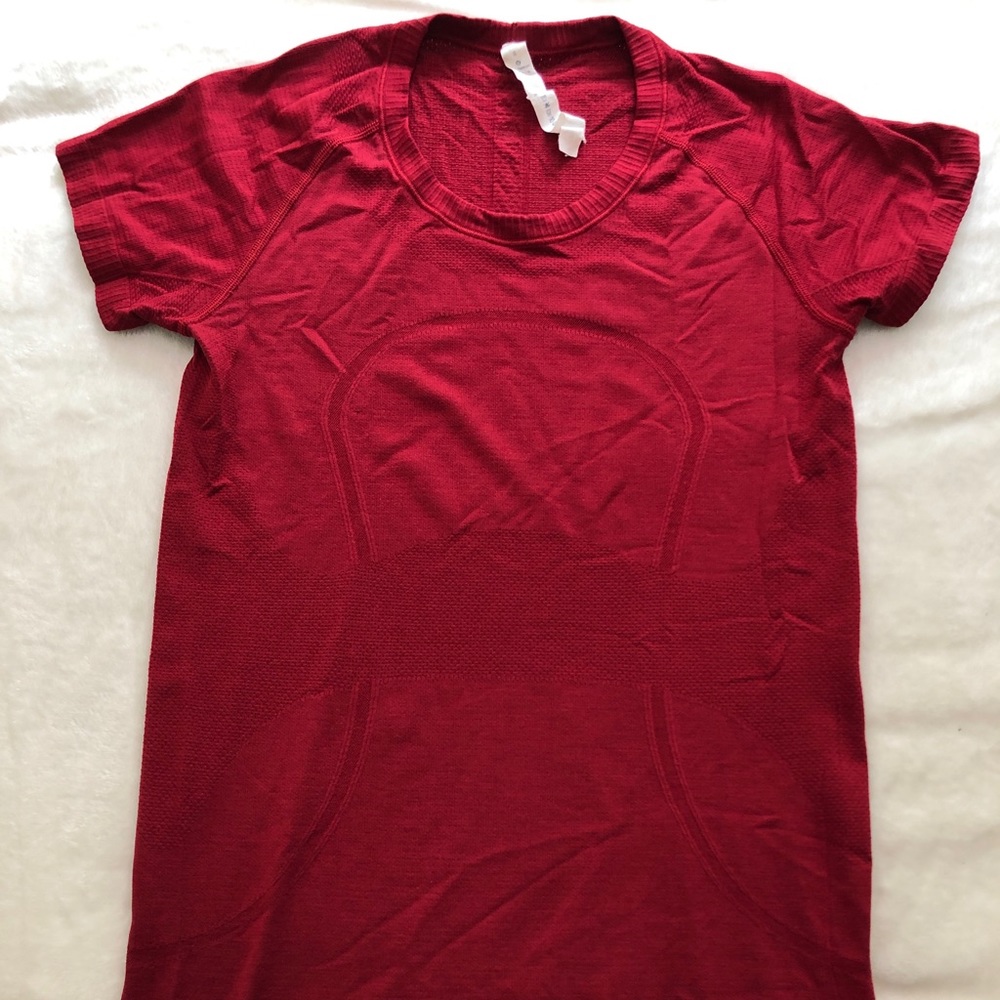 lululemon top